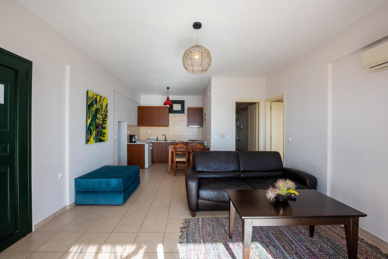 Portela Apartments Kastri Keratókambos Ngoại thất bức ảnh