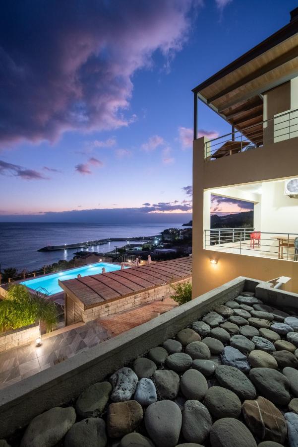 Portela Apartments Kastri Keratókambos Ngoại thất bức ảnh